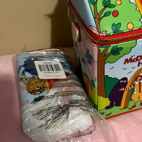 Loungefly McDonald's Happy Meal crossbody bag, wallet, and collector pins new - Picture 3 of 6